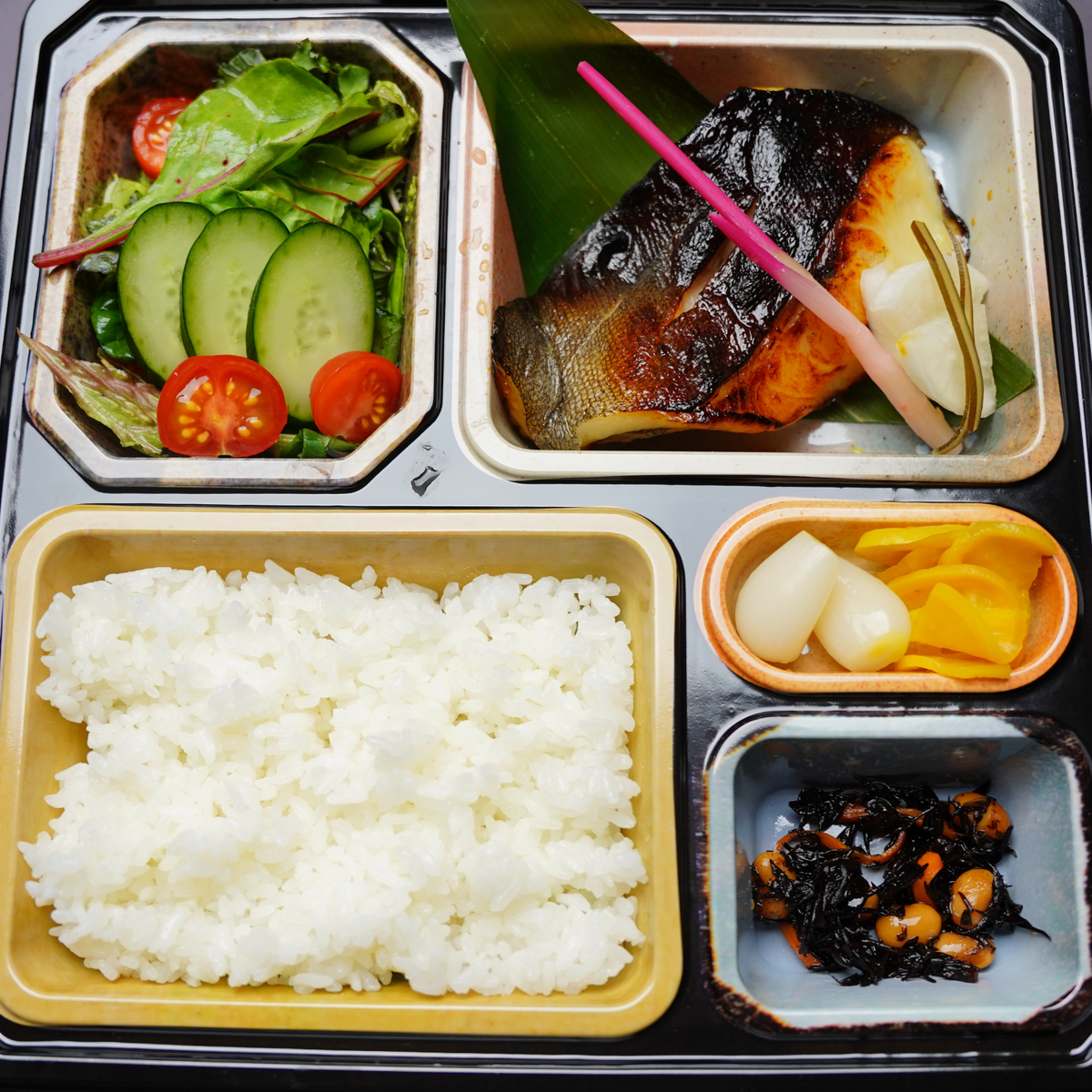 Bento Box – Hinomaru Bento with Saikyo Yaki Fish - RecipeTin Japan